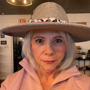 Meet your Posher, Kathy